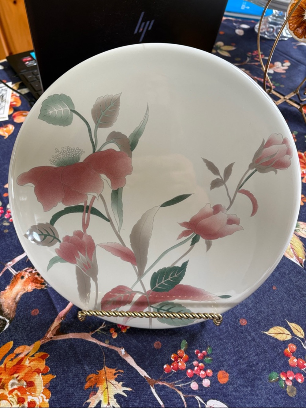 Vintage Mikasa Pink Floral Porcelain cheese board w/ Green Leaves “Silk Flowers”